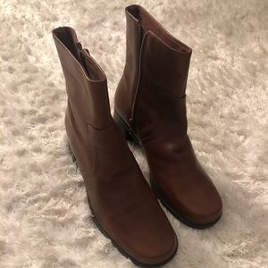 Naturalizer Brown Ankle Boots